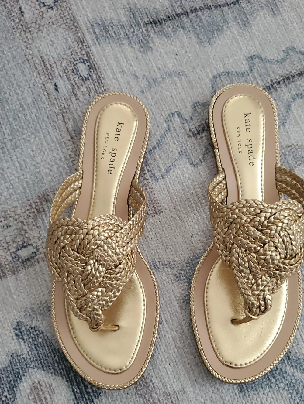 Kate Spade Isabella Gold Leather Knot Thong Sandals Shoes Sz7.5